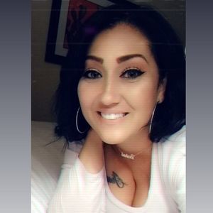 Meet your Posher, Desiree